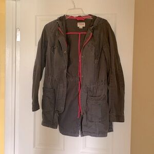 Lightweight gray jacket